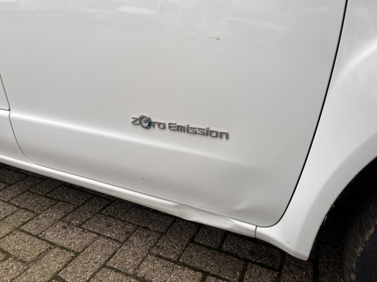 Vehicle Image 45
