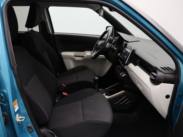 Vehicle Image 11