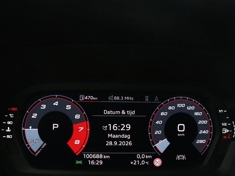 Vehicle Image 32
