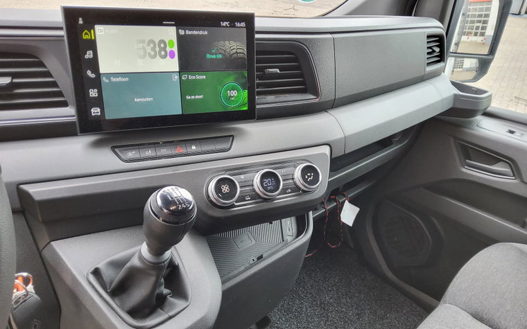 Vehicle Image 14
