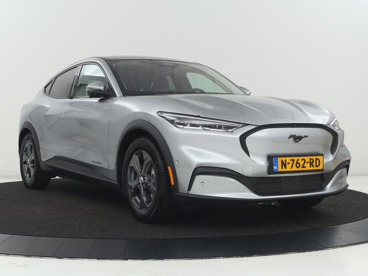 Vehicle Image 45