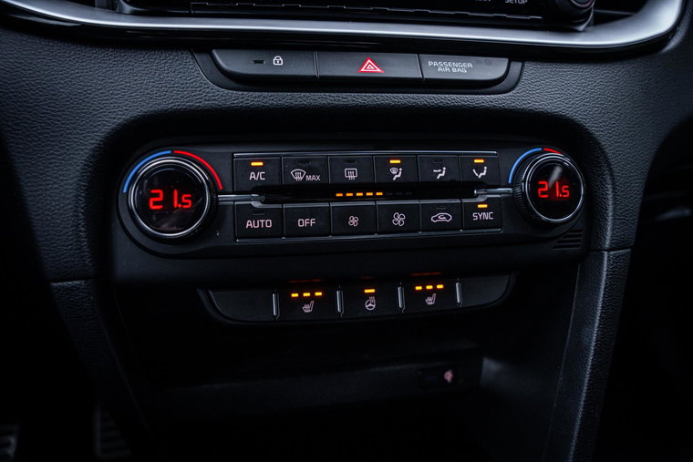 Vehicle Image 26