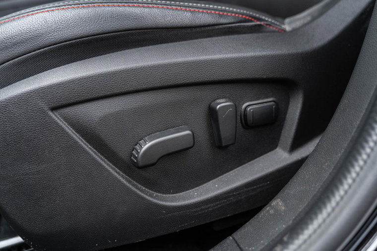 Vehicle Image 36