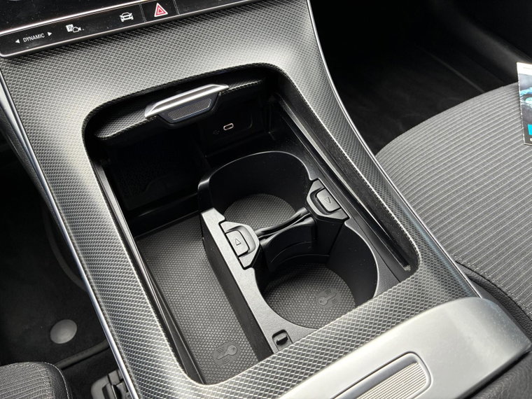Vehicle Image 35