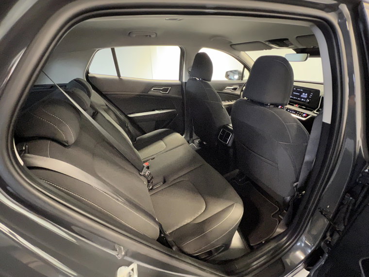 Vehicle Image 31