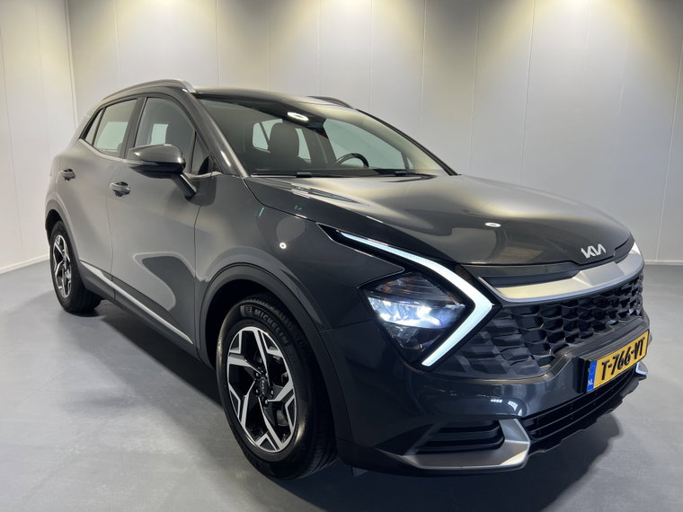 Vehicle Image 37