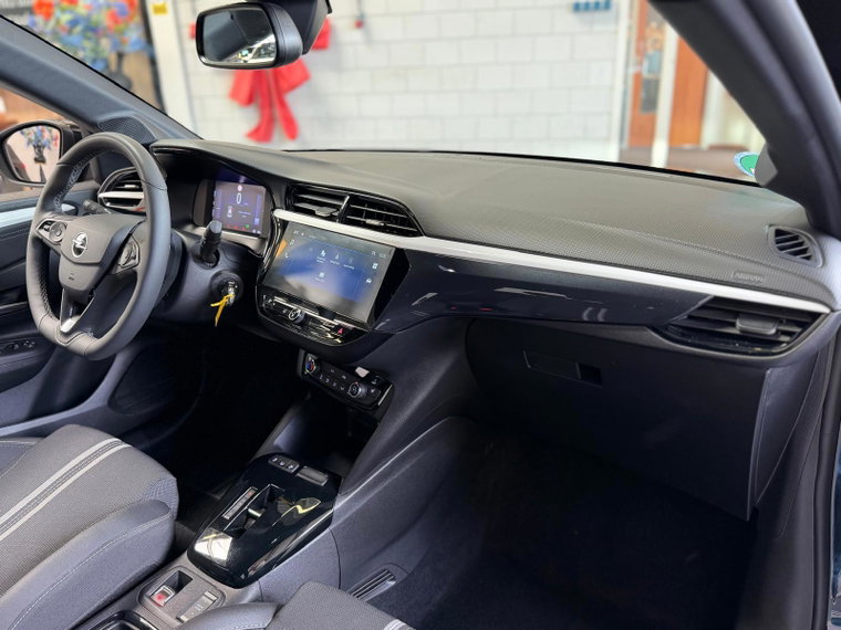 Vehicle Image 23