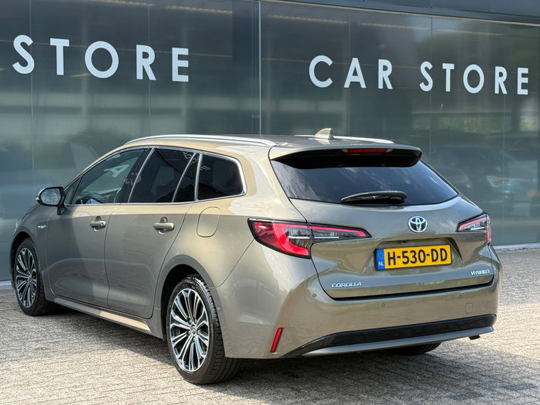 Vehicle Image 8