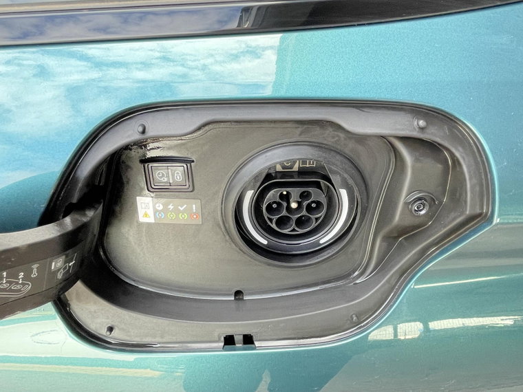 Vehicle Image 19