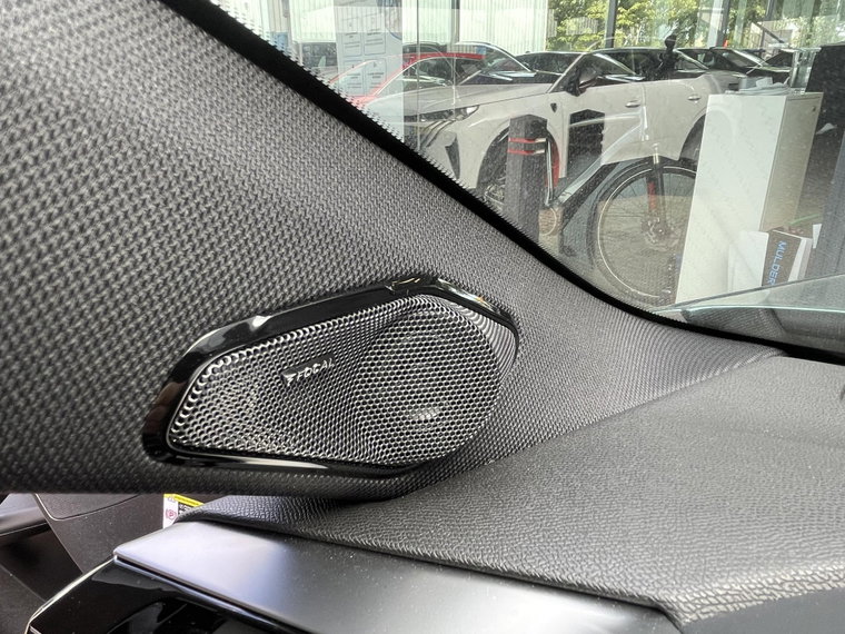 Vehicle Image 33
