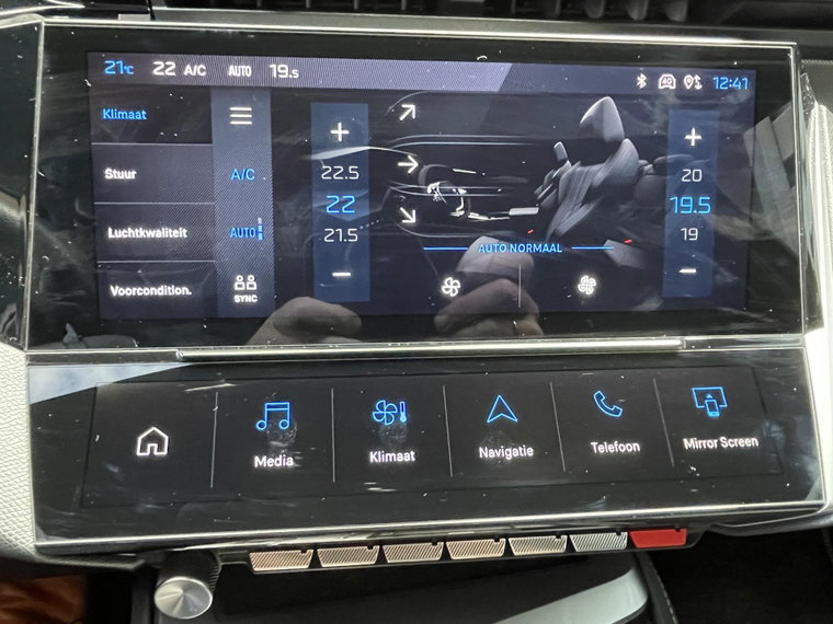 Vehicle Image 40