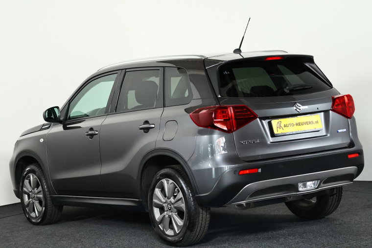 Vehicle Image 6