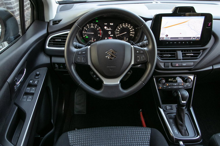 Vehicle Image 15