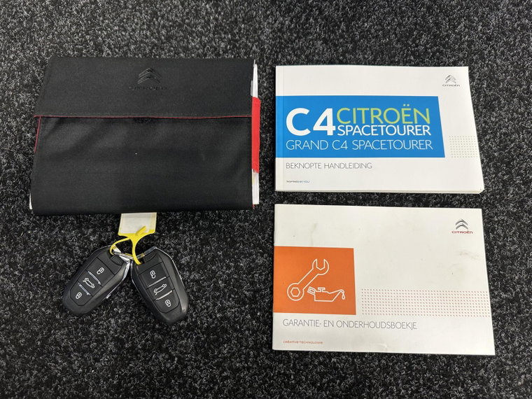 Vehicle Image 30