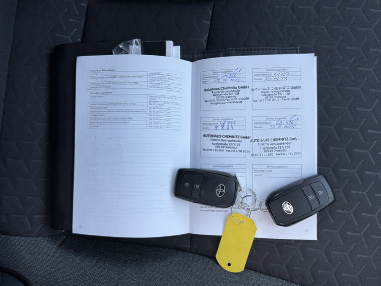 Vehicle Image 31