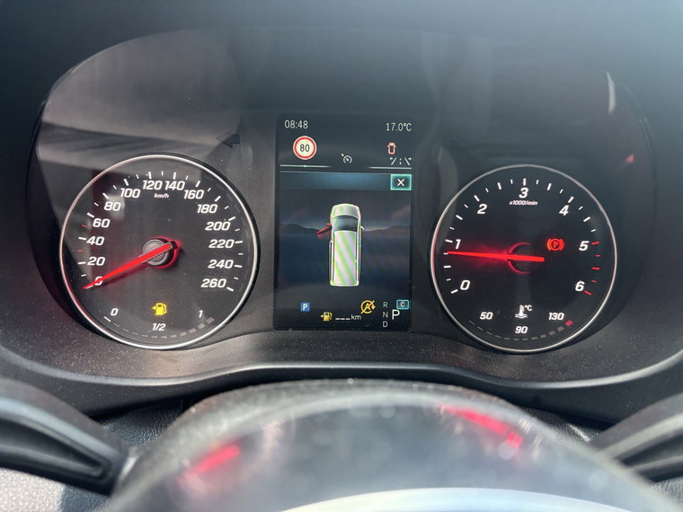 Vehicle Image 23