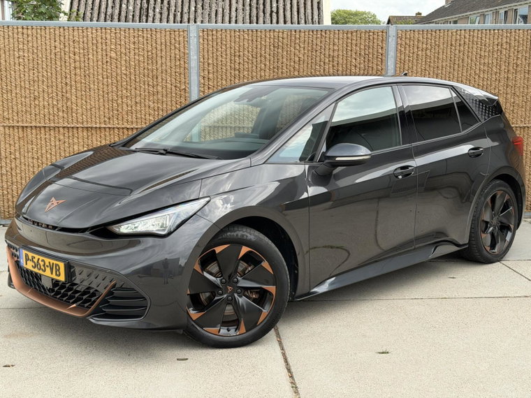 Vehicle Image 35
