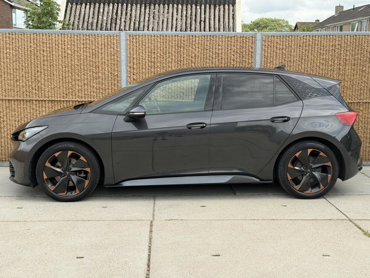 Vehicle Image 36