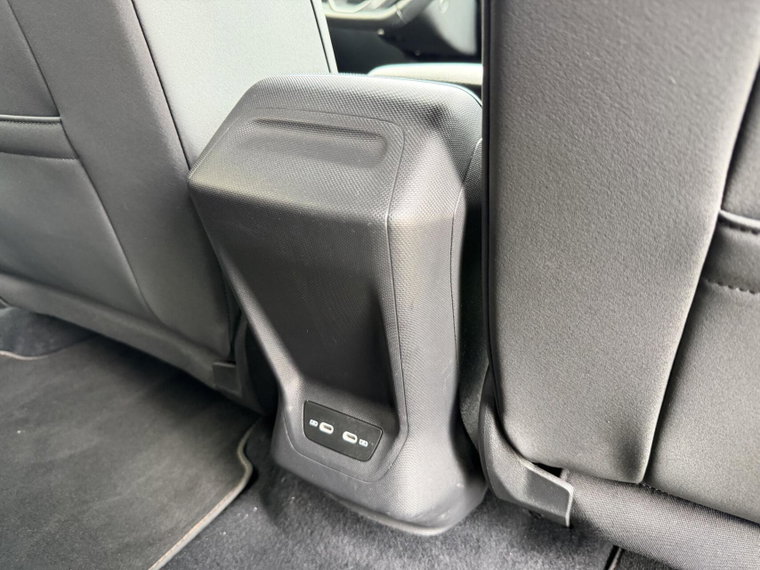 Vehicle Image 51