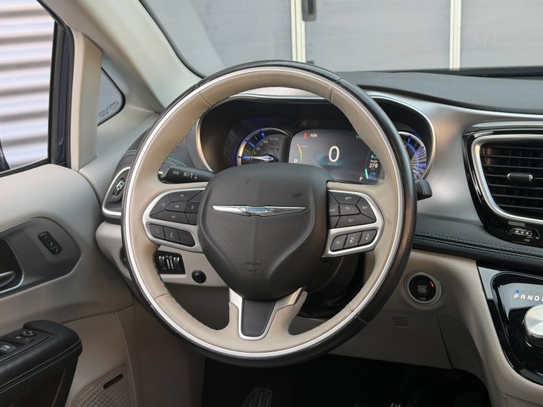 Vehicle Image 22