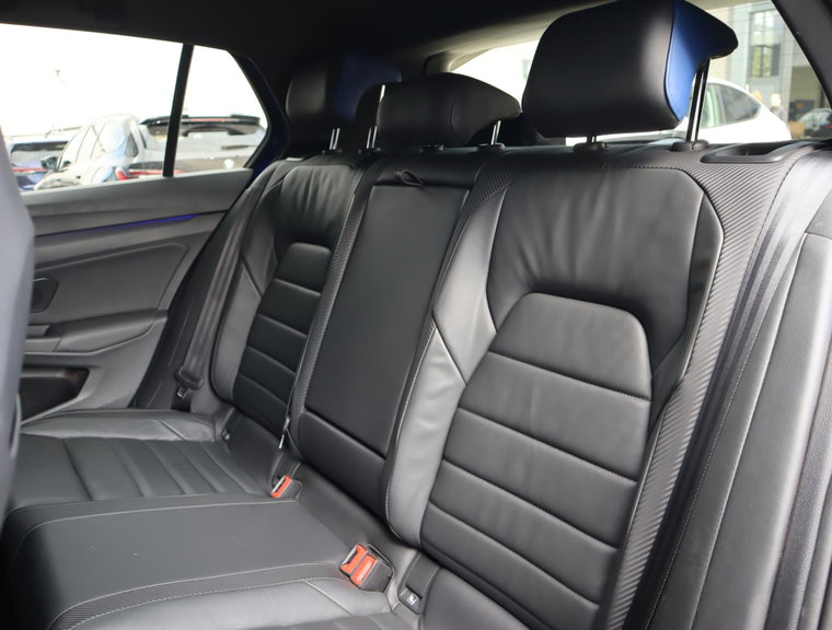 Vehicle Image 31