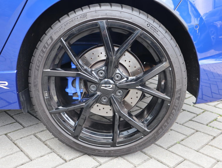 Vehicle Image 37