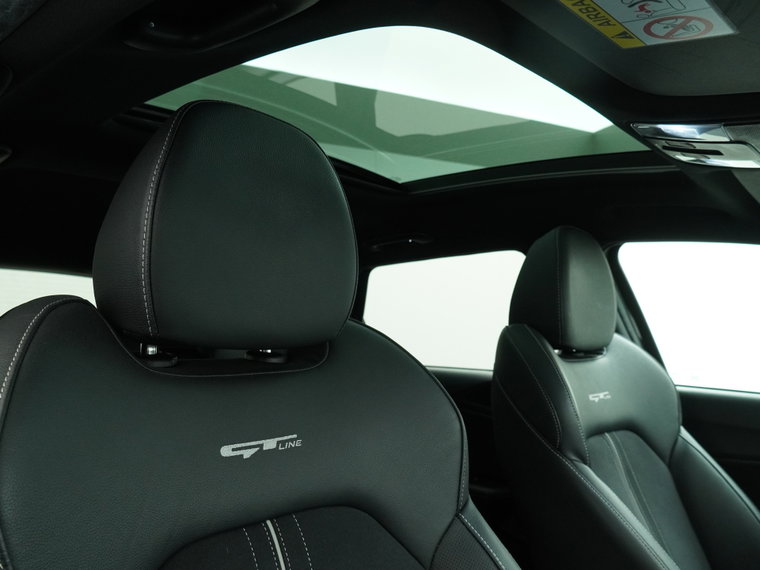Vehicle Image 42