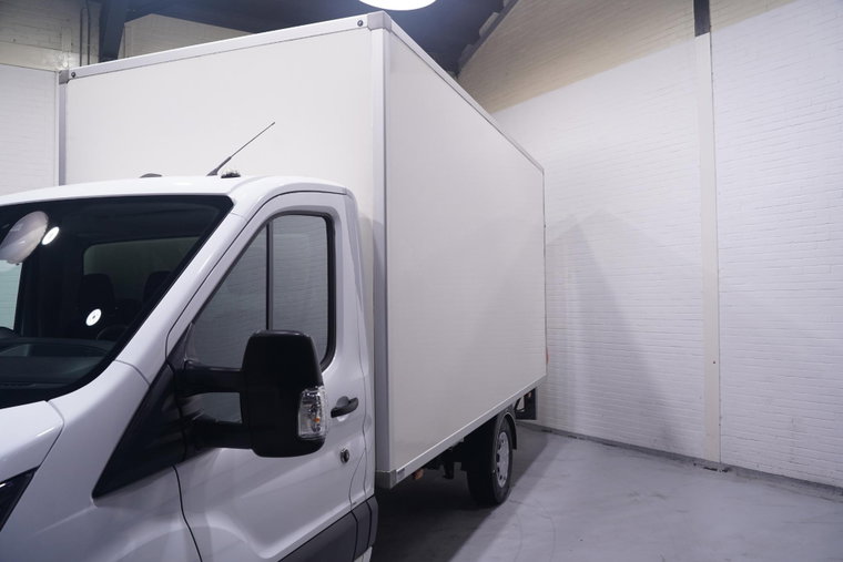 Vehicle Image 8