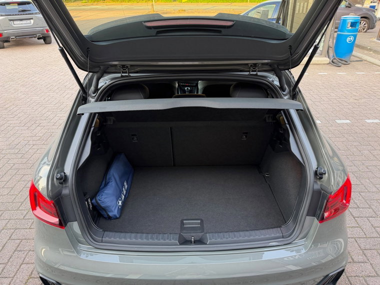 Vehicle Image 33