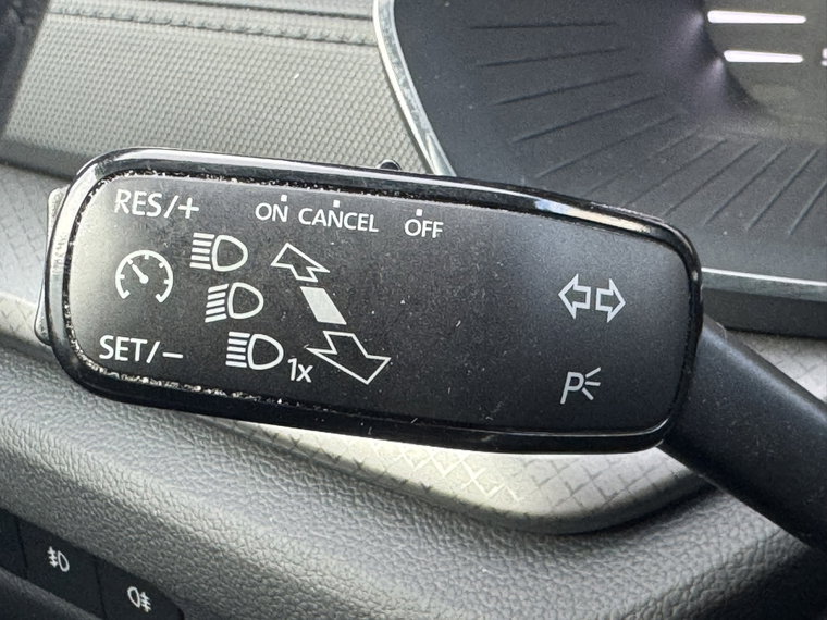 Vehicle Image 39