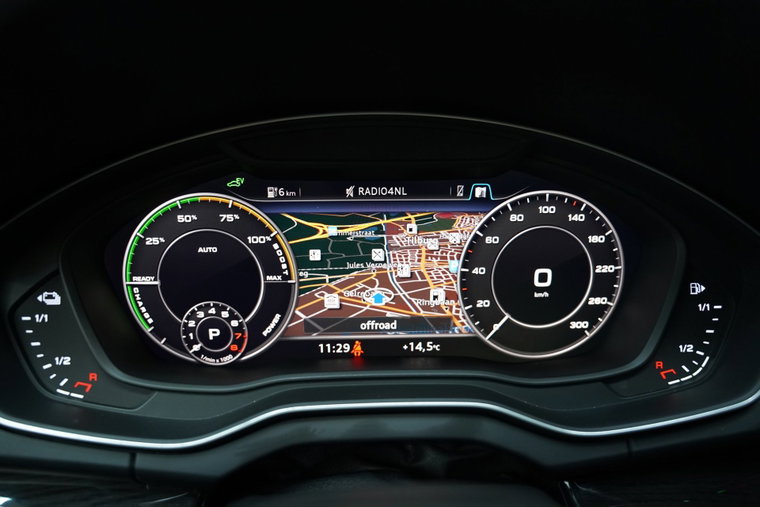 Vehicle Image 11
