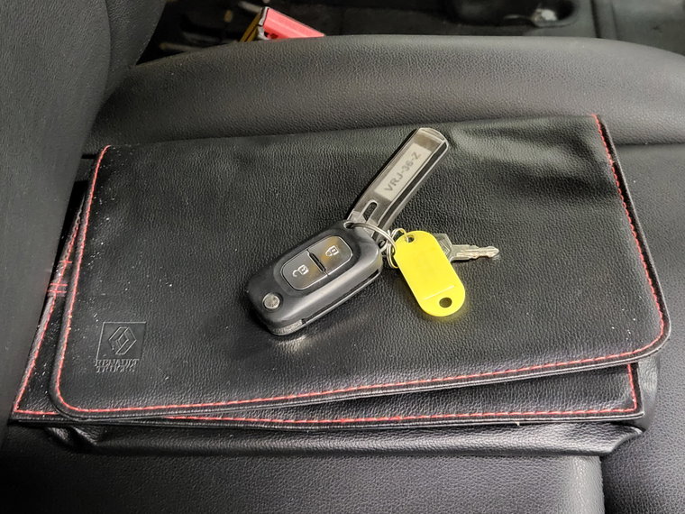 Vehicle Image 18
