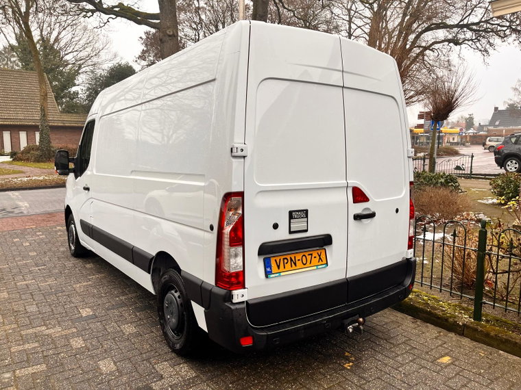 Vehicle Image 29