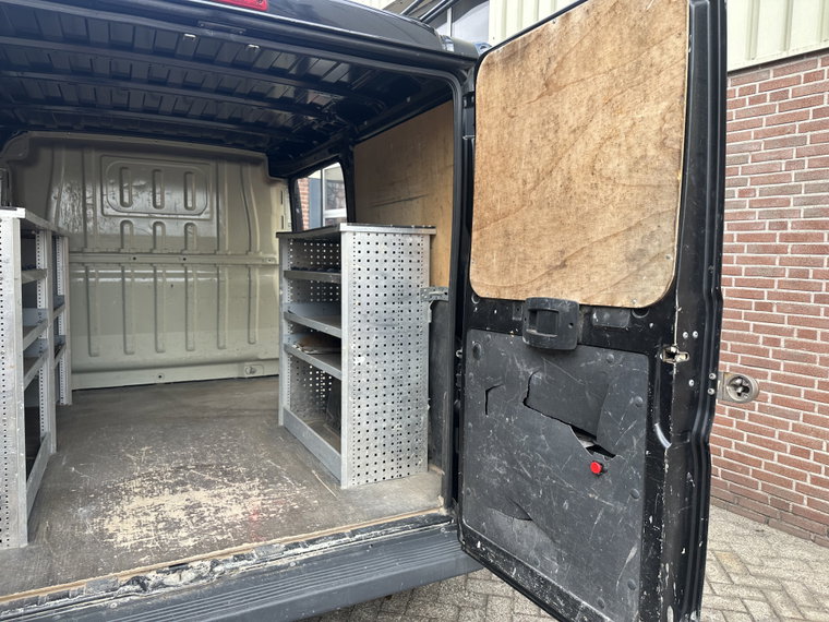 Vehicle Image 22