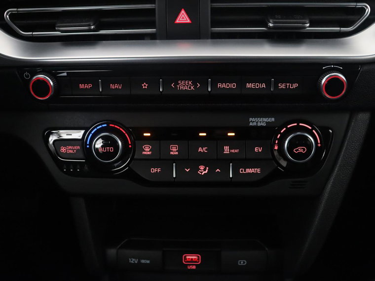 Vehicle Image 32