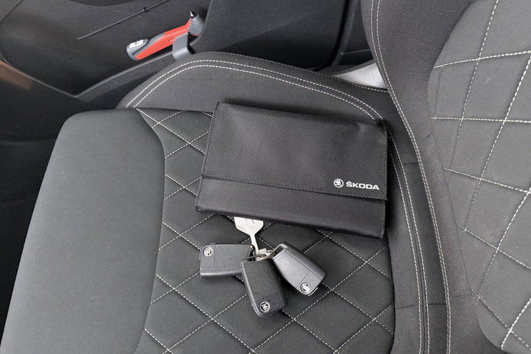 Vehicle Image 37