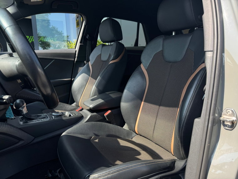 Vehicle Image 39