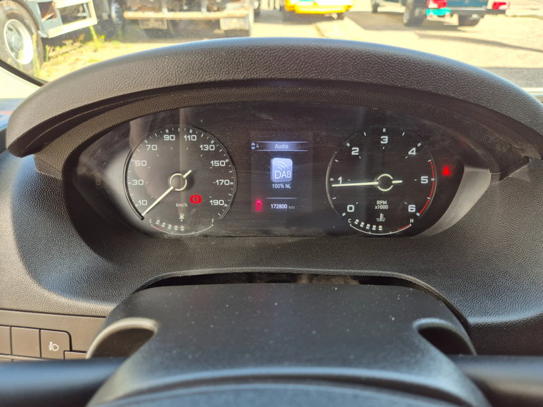 Vehicle Image 24
