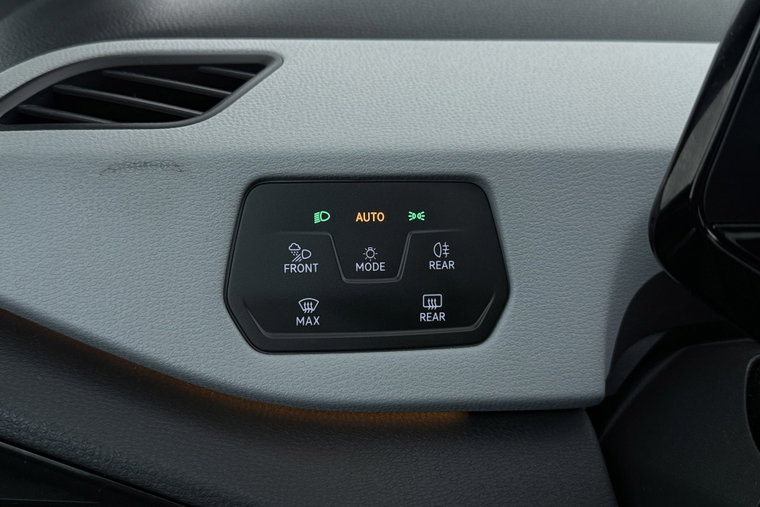 Vehicle Image 40