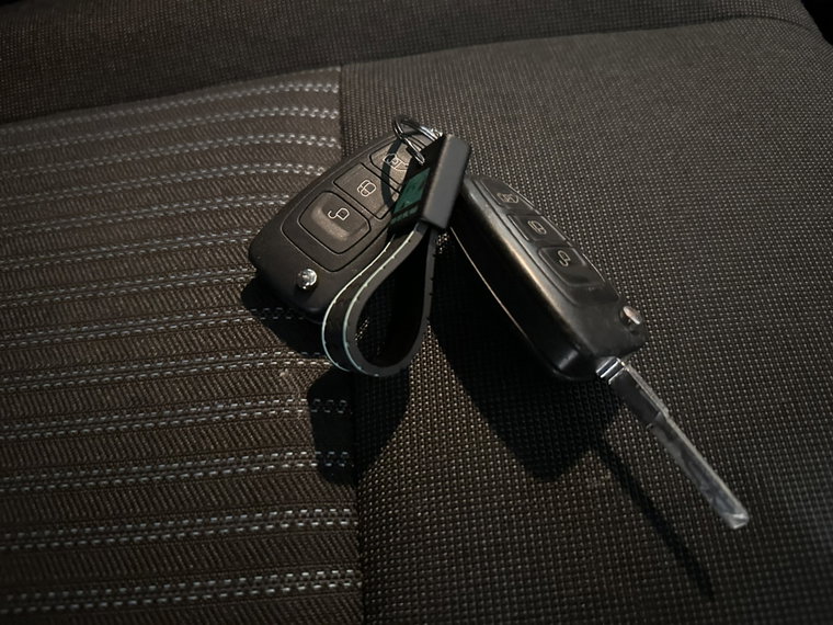 Vehicle Image 22