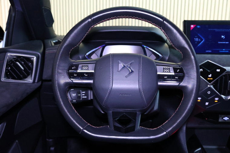 Vehicle Image 37