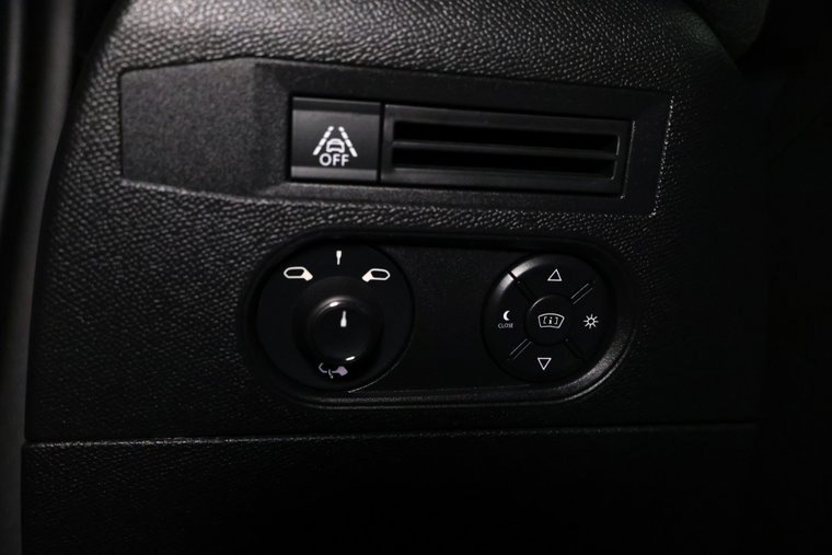 Vehicle Image 40