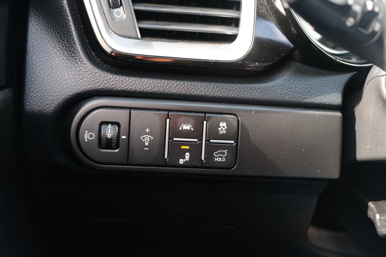 Vehicle Image 24