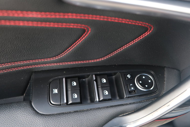 Vehicle Image 36