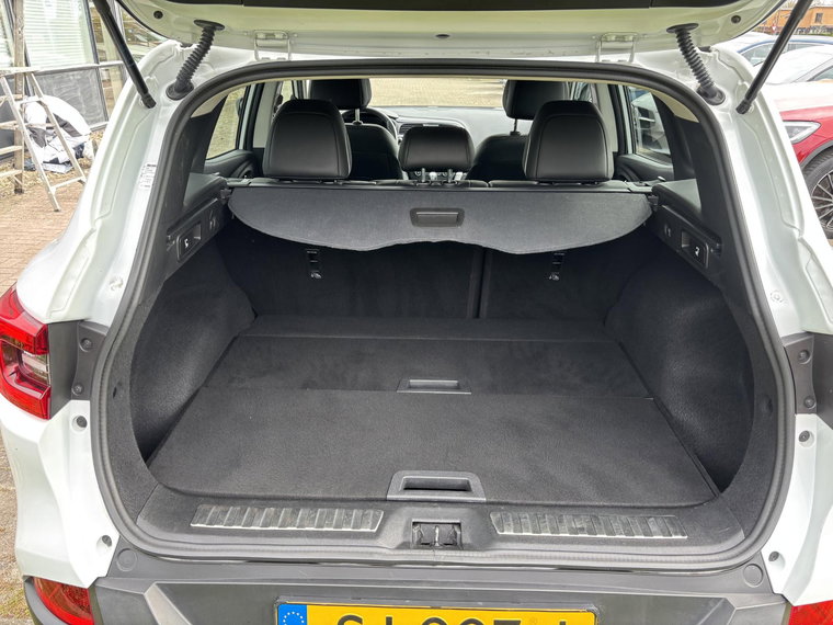 Vehicle Image 28