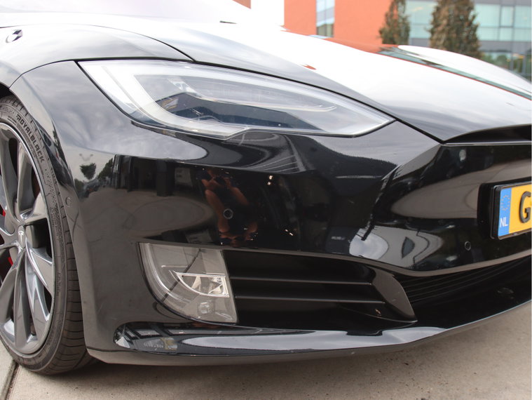 Vehicle Image 35