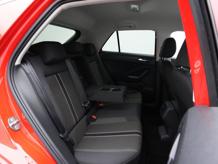 Vehicle Image 33