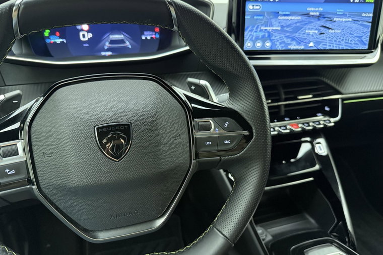 Vehicle Image 22