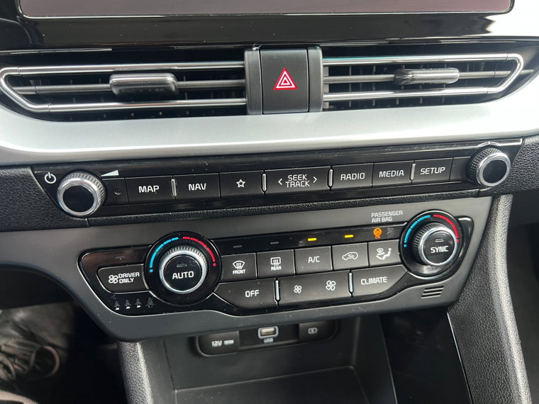 Vehicle Image 26