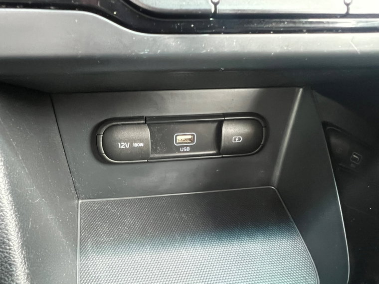 Vehicle Image 27